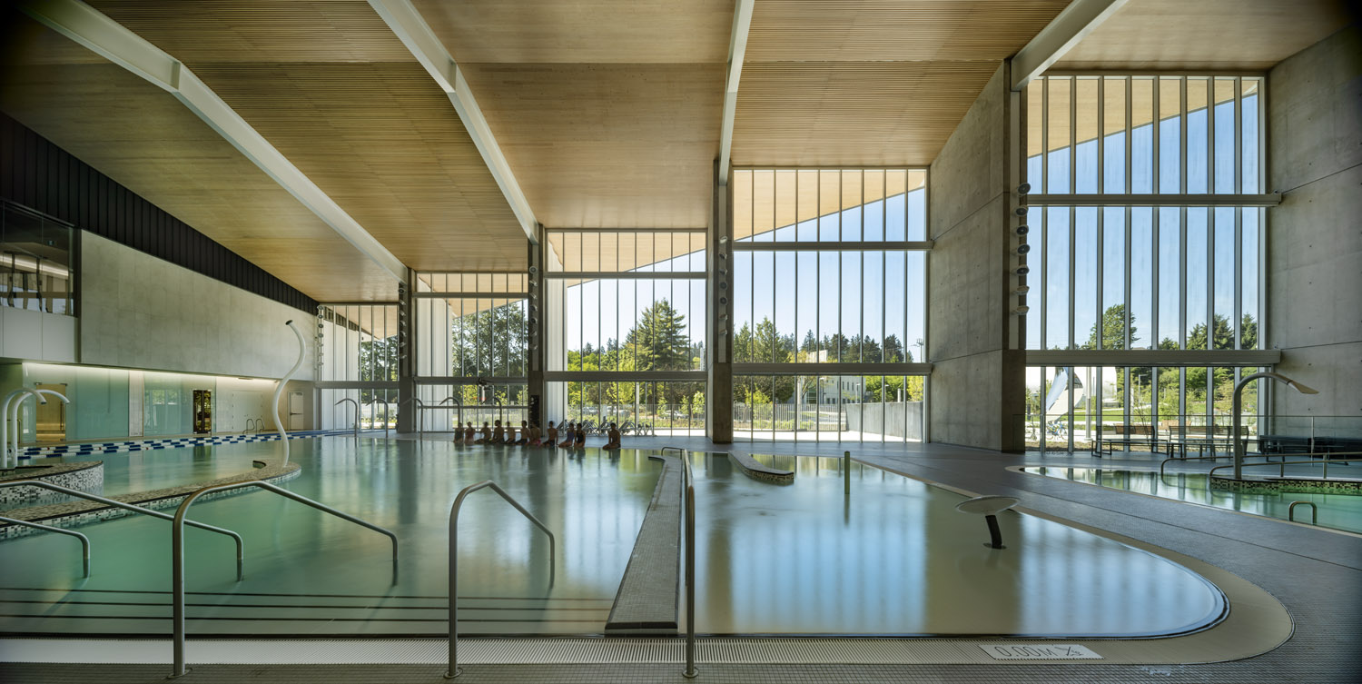 The təməsew̓txʷ Aquatic and Community Facility