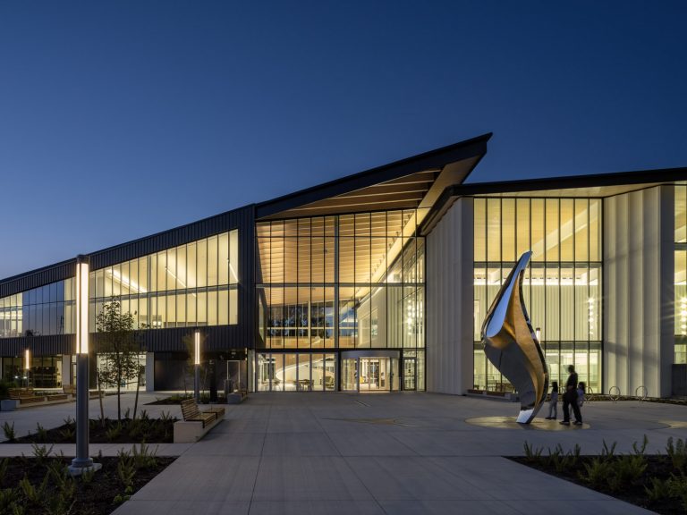 The t?m?sew?tx? Aquatic and Community Facility