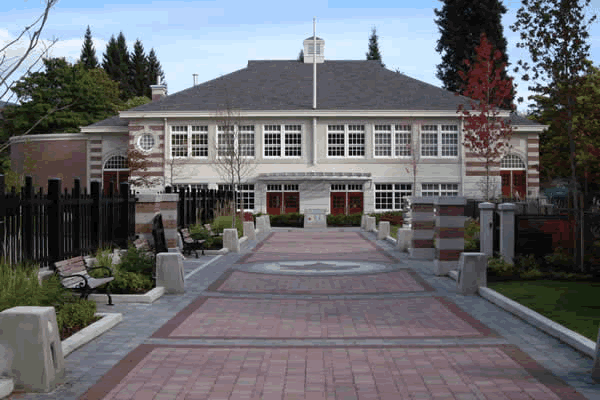 Lynn Valley Archives